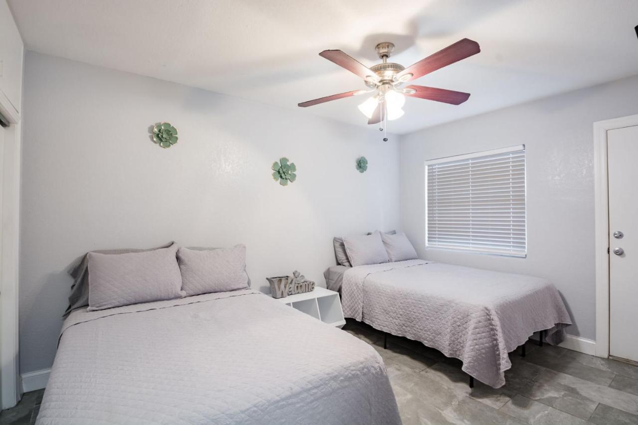 Golf View Villas With Private Jacuzzi'S & Grill Tampa Exterior foto