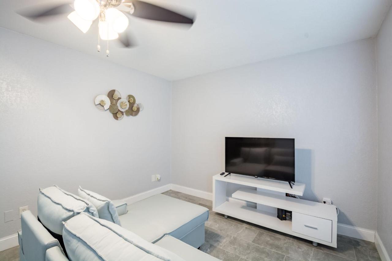 Golf View Villas With Private Jacuzzi'S & Grill Tampa Exterior foto